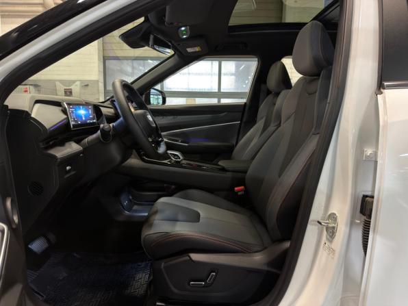 Geely Cityray с пробегом 2024 года, цена 2 649 000 рублей, 2800 км, внедорожник, Автокод Объявления