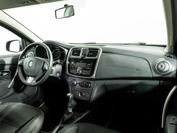 Renault Sandero II с пробегом 2017 года, цена 999 700 рублей, 108729 км, хэтчбек, Автокод Объявления