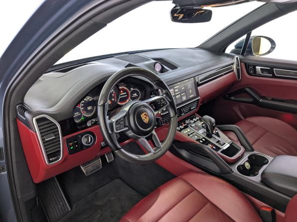Porsche Cayenne III с пробегом 2018 года, цена 5 555 000 рублей, 91640 км, внедорожник, Автокод Объявления