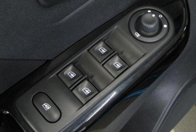 Renault Kaptur I с пробегом 2016 года, цена 1 419 000 рублей, 123113 км, внедорожник, Автокод Объявления
