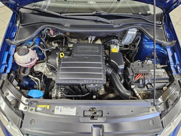 Volkswagen Polo V Рестайлинг с пробегом 2019 года, цена 1 257 000 рублей, 49747 км, седан, Автокод Объявления