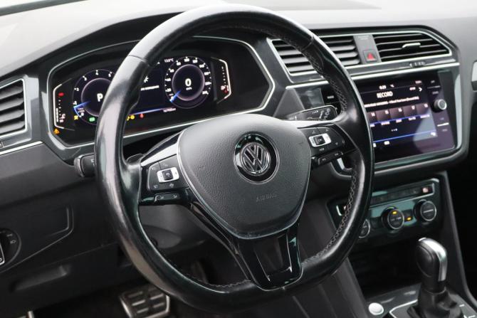 Volkswagen Tiguan II с пробегом 2020 года, цена 2 429 000 рублей, 166000 км, внедорожник, Автокод Объявления
