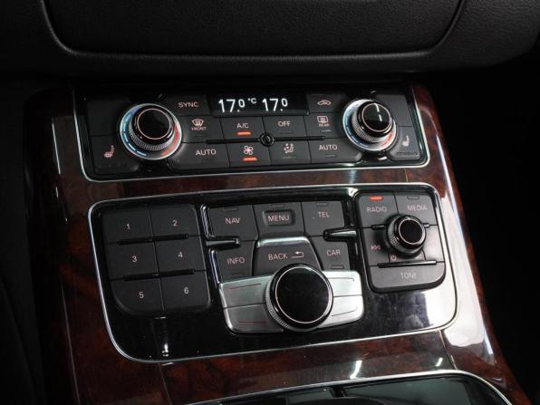 Audi A8 III (D4) с пробегом 2013 года, цена 1 649 000 рублей, 291836 км, седан, Автокод Объявления