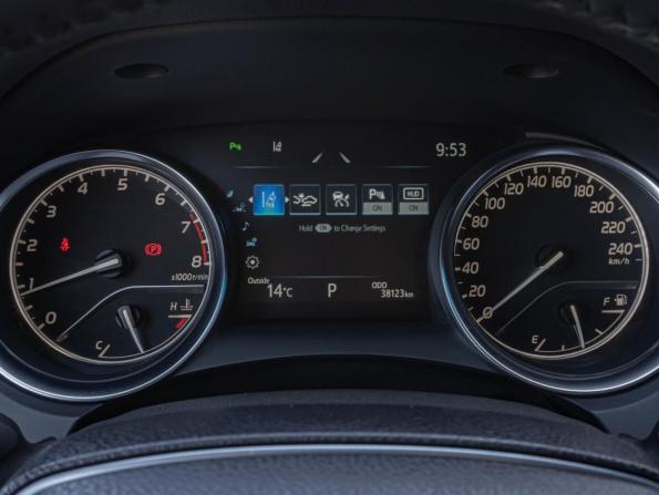 Toyota Camry VIII (XV70) Рестайлинг с пробегом 2021 года, цена 2 995 000 рублей, 38123 км, седан, Автокод Объявления