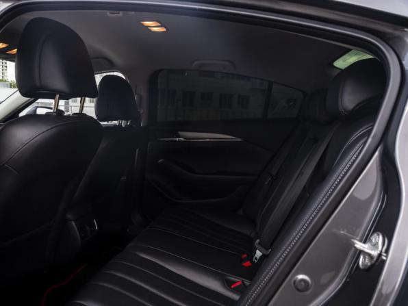 Mazda 6 III (GJ) Рестайлинг 2 с пробегом 2018 года, цена 2 848 000 рублей, 97500 км, седан, Автокод Объявления