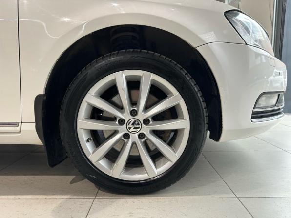 Volkswagen Passat B7 с пробегом 2012 года, цена 810 000 рублей, 288260 км, седан, Автокод Объявления