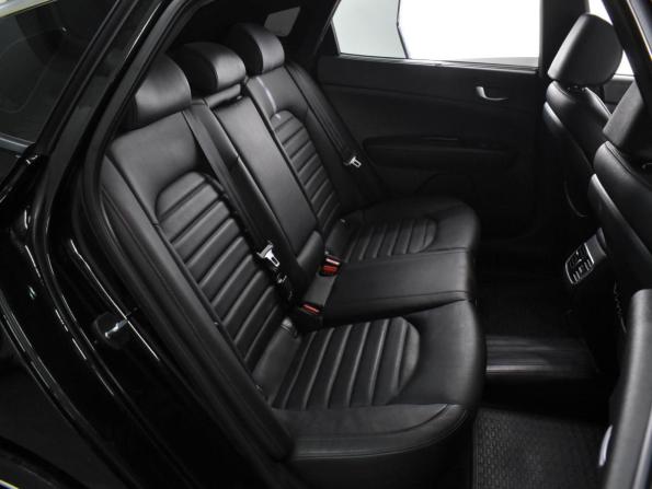 Kia Optima IV Рестайлинг с пробегом 2018 года, цена 2 335 000 рублей, 119888 км, седан, Автокод Объявления