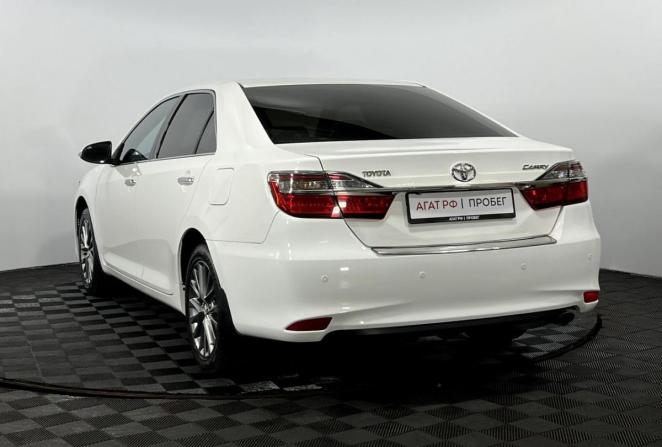 Toyota Camry VII (XV50) Рестайлинг с пробегом 2015 года, цена 1 770 000 рублей, 221000 км, седан, Автокод Объявления