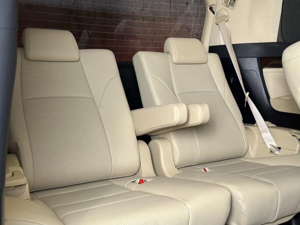 Toyota Alphard III Рестайлинг с пробегом 2021 года, цена 5 199 000 рублей, 55316 км, минивэн, Автокод Объявления