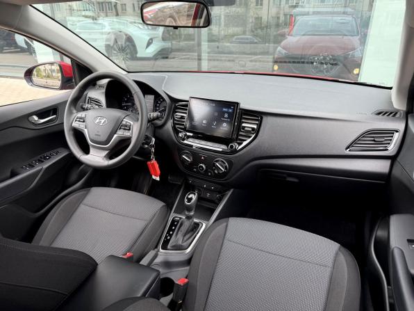 Hyundai Solaris II Рестайлинг с пробегом 2020 года, цена 1 900 000 рублей, 9306 км, седан, Автокод Объявления