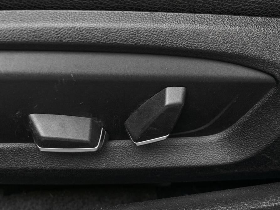 BMW 5 серии VI (F10/F11/F07) Рестайлинг Екатеринбург  - изображение 24