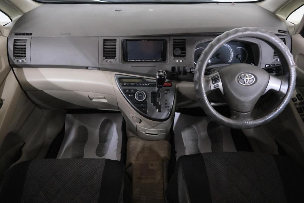 Toyota ISis I Рестайлинг Омск  - изображение 13