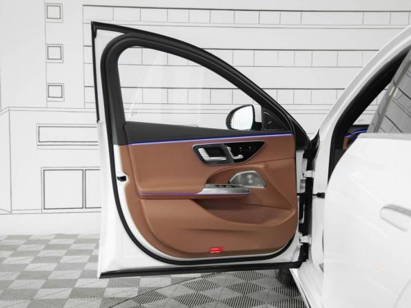 Новый Mercedes-Benz E-Класс VI (W214 S214) 2025 года, цена 10 573 000 рублей, седан, Автокод Объявления