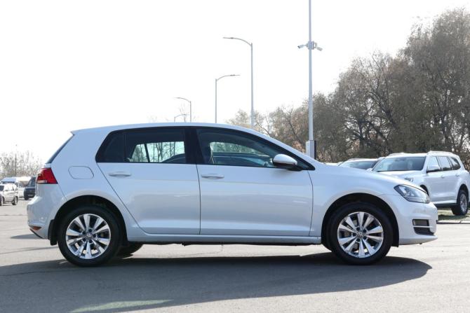 Volkswagen Golf VII с пробегом 2013 года, цена 988 000 рублей, 147778 км, хэтчбек, Автокод Объявления