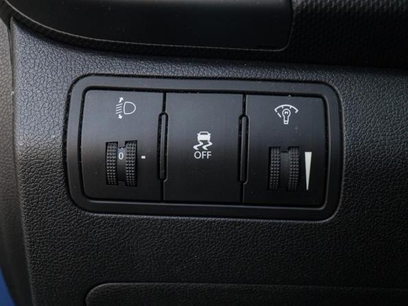 Hyundai Solaris I с пробегом 2011 года, цена 780 000 рублей, 130597 км, седан, Автокод Объявления