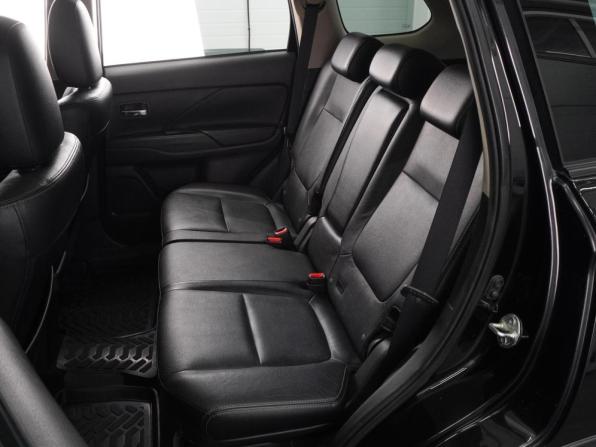 Mitsubishi Outlander III Рестайлинг с пробегом 2014 года, цена 1 537 000 рублей, 214819 км, внедорожник, Автокод Объявления