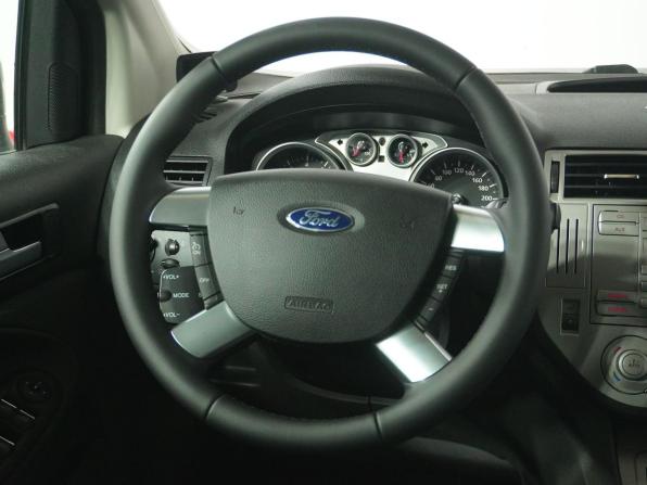 Ford Kuga I с пробегом 2011 года, цена 1 297 000 рублей, 104864 км, внедорожник, Автокод Объявления