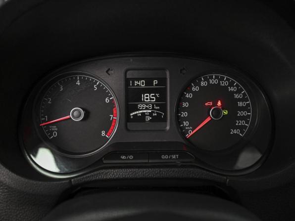 Volkswagen Polo V Рестайлинг с пробегом 2017 года, цена 1 070 000 рублей, 199431 км, седан, Автокод Объявления