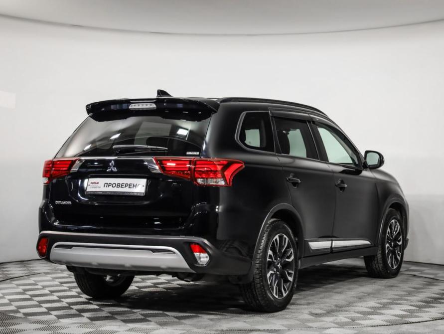 Mitsubishi Outlander III Рестайлинг 3 Санкт-Петербург  - изображение 5