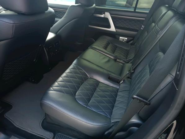 Toyota Land Cruiser 200 Series Рестайлинг 2 с пробегом 2017 года, цена 6 800 000 рублей, 241032 км, внедорожник, Автокод Объявления