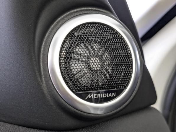 Land Rover Range Rover Evoque II Рестайлинг с пробегом 2024 года, цена 5 335 000 рублей, 12691 км, внедорожник, Автокод Объявления