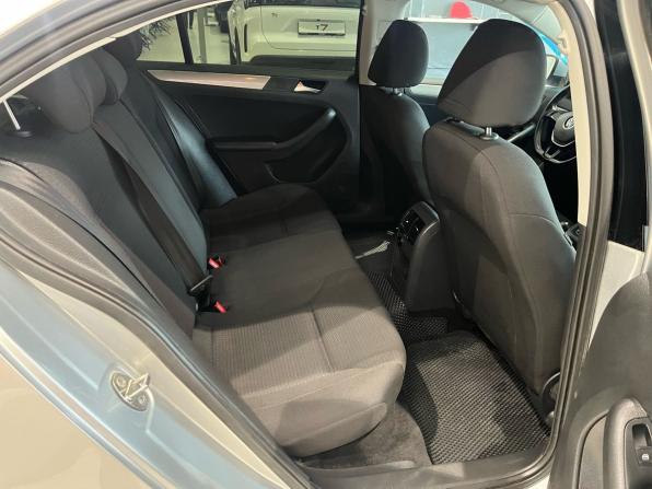 Volkswagen Jetta VI Рестайлинг с пробегом 2015 года, цена 929 000 рублей, 238345 км, седан, Автокод Объявления