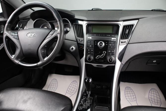 Hyundai Sonata VI (YF) с пробегом 2012 года, цена 979 000 рублей, 255647 км, седан, Автокод Объявления