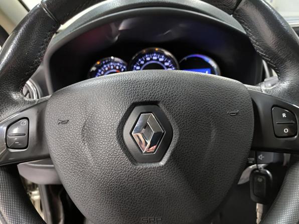Renault Sandero II с пробегом 2017 года, цена 1 345 000 рублей, 82588 км, хэтчбек, Автокод Объявления