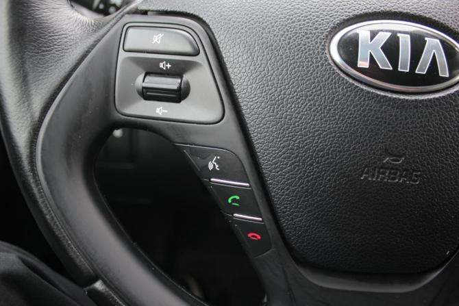 Kia Ceed II с пробегом 2015 года, цена 1 100 000 рублей, 103000 км, хэтчбек, Автокод Объявления