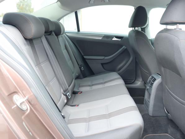 Volkswagen Jetta VI Рестайлинг с пробегом 2016 года, цена 949 000 рублей, 197000 км, седан, Автокод Объявления