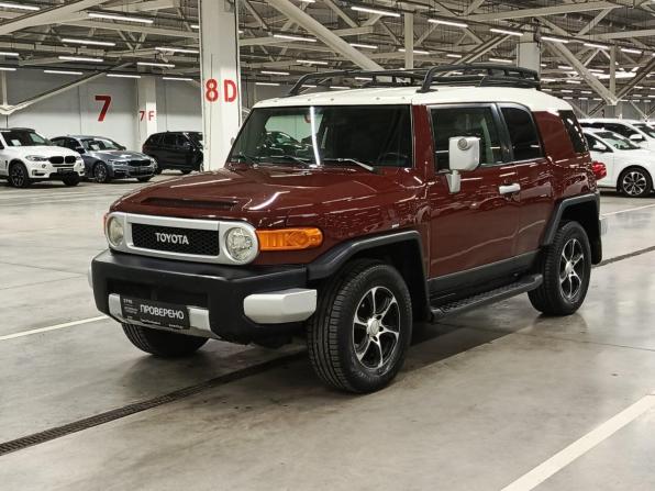 Toyota FJ Cruiser с пробегом 2011 года, цена 3 350 000 рублей, 192501 км, внедорожник, Автокод Объявления
