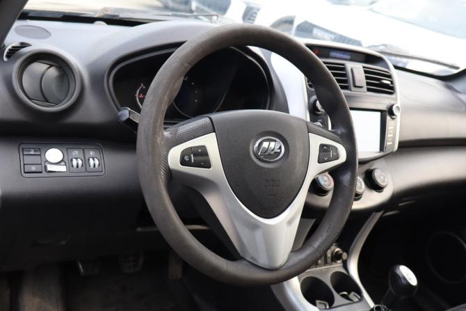 Lifan X60 I Рестайлинг с пробегом 2016 года, цена 349 000 рублей, 180000 км, внедорожник, Автокод Объявления