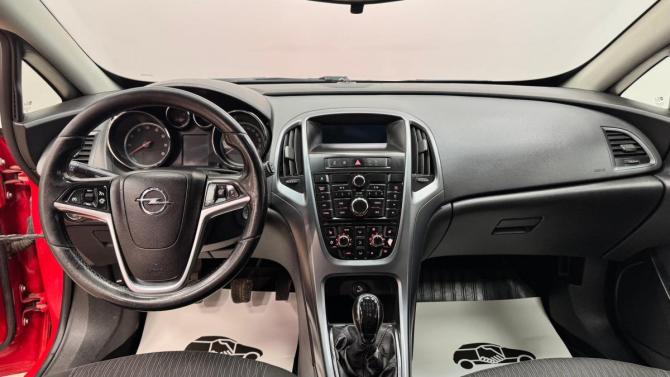 Opel Astra J Рестайлинг с пробегом 2012 года, цена 540 000 рублей, 267908 км, хэтчбек, Автокод Объявления