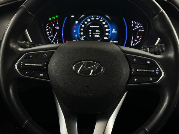 Hyundai Santa Fe IV с пробегом 2019 года, цена 2 765 000 рублей, 197788 км, внедорожник, Автокод Объявления