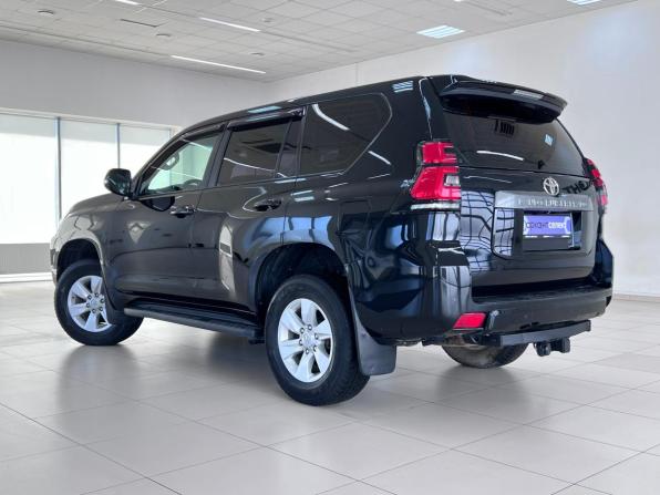 Toyota Land Cruiser Prado 150 Series Рестайлинг 2 с пробегом 2019 года, цена 4 995 000 рублей, 104000 км, внедорожник, Автокод Объявления