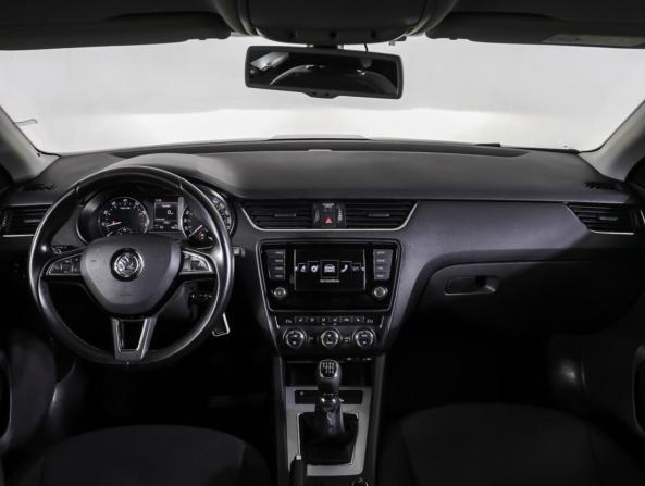 Skoda Octavia III (A7) с пробегом 2016 года, цена 1 390 000 рублей, 136705 км, лифтбек, Автокод Объявления