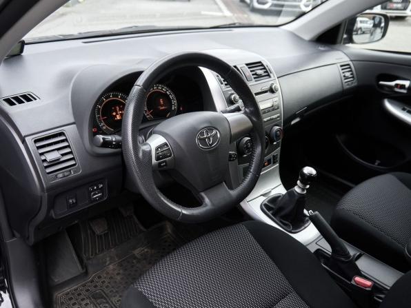 Toyota Corolla X (E140 E150) Рестайлинг с пробегом 2013 года, цена 1 528 000 рублей, 39870 км, седан, Автокод Объявления