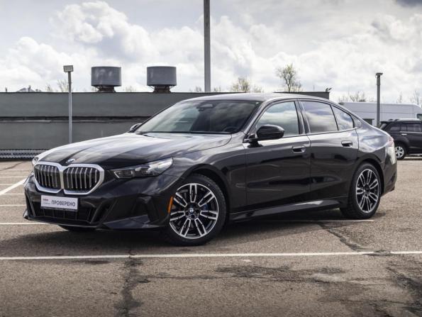 BMW 5 серии VIII (G60/G61/G68) с пробегом 2024 года, цена 6 799 000 рублей, 56934 км, седан, Автокод Объявления