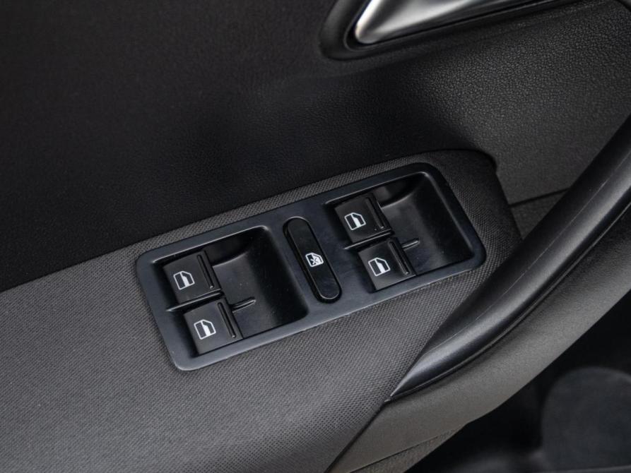 Volkswagen Polo V Краснодар  - изображение 17