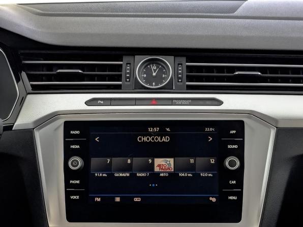 Volkswagen Passat B8 с пробегом 2019 года, цена 1 920 000 рублей, 152168 км, седан, Автокод Объявления