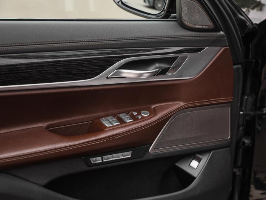 BMW 7 серии VI (G11/G12) Санкт-Петербург  - изображение 25
