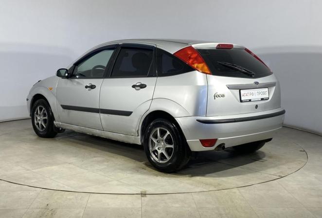 Ford Focus I Рестайлинг с пробегом 2003 года, цена 150 000 рублей, 301520 км, хэтчбек, Автокод Объявления