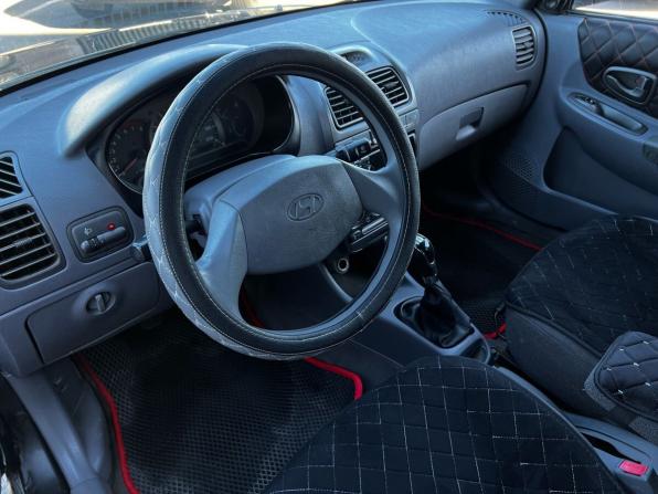 Hyundai Accent II Рестайлинг с пробегом 2005 года, цена 410 000 рублей, 322932 км, седан, Автокод Объявления