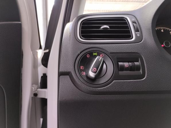 Volkswagen Polo V с пробегом 2013 года, цена 970 000 рублей, 55683 км, седан, Автокод Объявления
