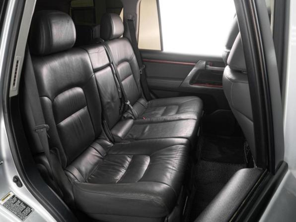 Toyota Land Cruiser 200 Series с пробегом 2007 года, цена 2 849 000 рублей, 374117 км, внедорожник, Автокод Объявления