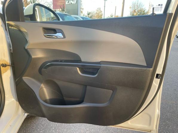 Chevrolet Aveo II с пробегом 2012 года, цена 590 000 рублей, 166000 км, седан, Автокод Объявления