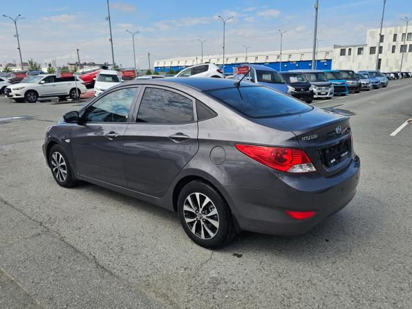 Hyundai Solaris I с пробегом 2012 года, цена 749 000 рублей, 128212 км, седан, Автокод Объявления