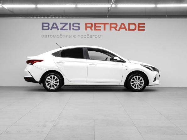Hyundai Solaris II Рестайлинг с пробегом 2021 года, цена 1 779 000 рублей, 93881 км, седан, Автокод Объявления