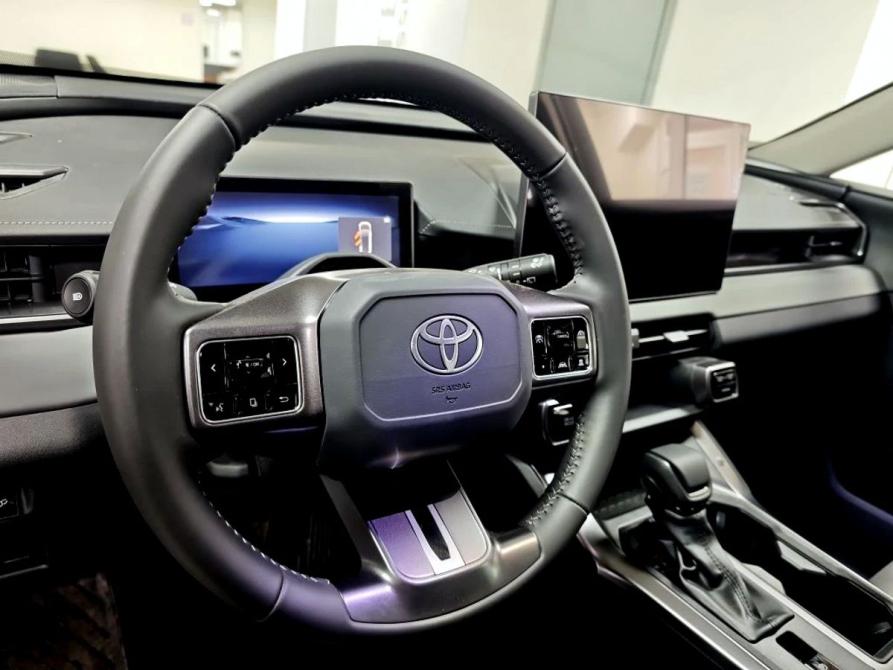 Toyota RAV4 VI (XA60) Москва  - изображение 9