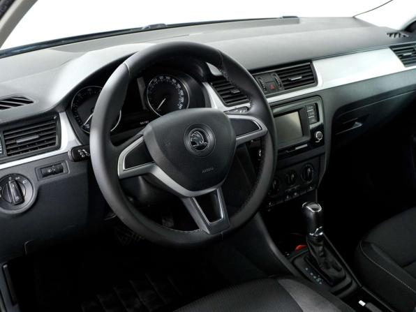 Skoda Rapid I с пробегом 2015 года, цена 848 000 рублей, 193586 км, лифтбек, Автокод Объявления